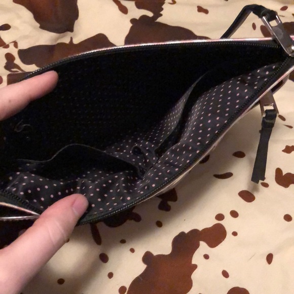 Makeup Bag - Picture 2 of 3